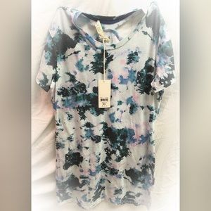 Dress/Tunic Pastel w/ Cutout Back